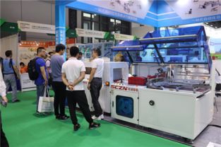 繼往開來,引領(lǐng)創(chuàng)新,雙誠(chéng)智能 熱收縮包裝機(jī) 成展會(huì)亮點(diǎn)